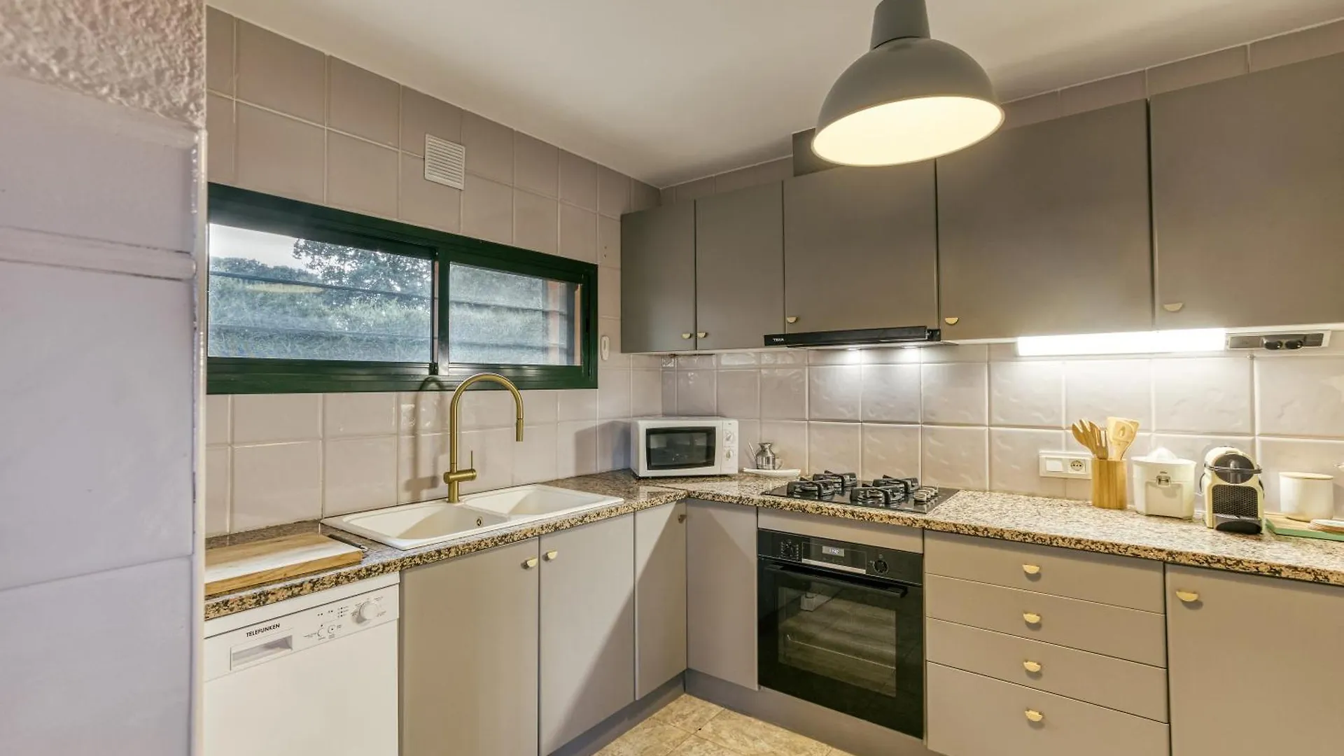 Villa Virginie Torremirona Resort Navata Spain