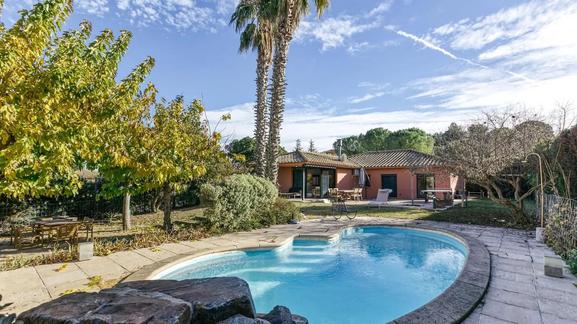 Villa Virginie Torremirona Resort Navata 0*,
