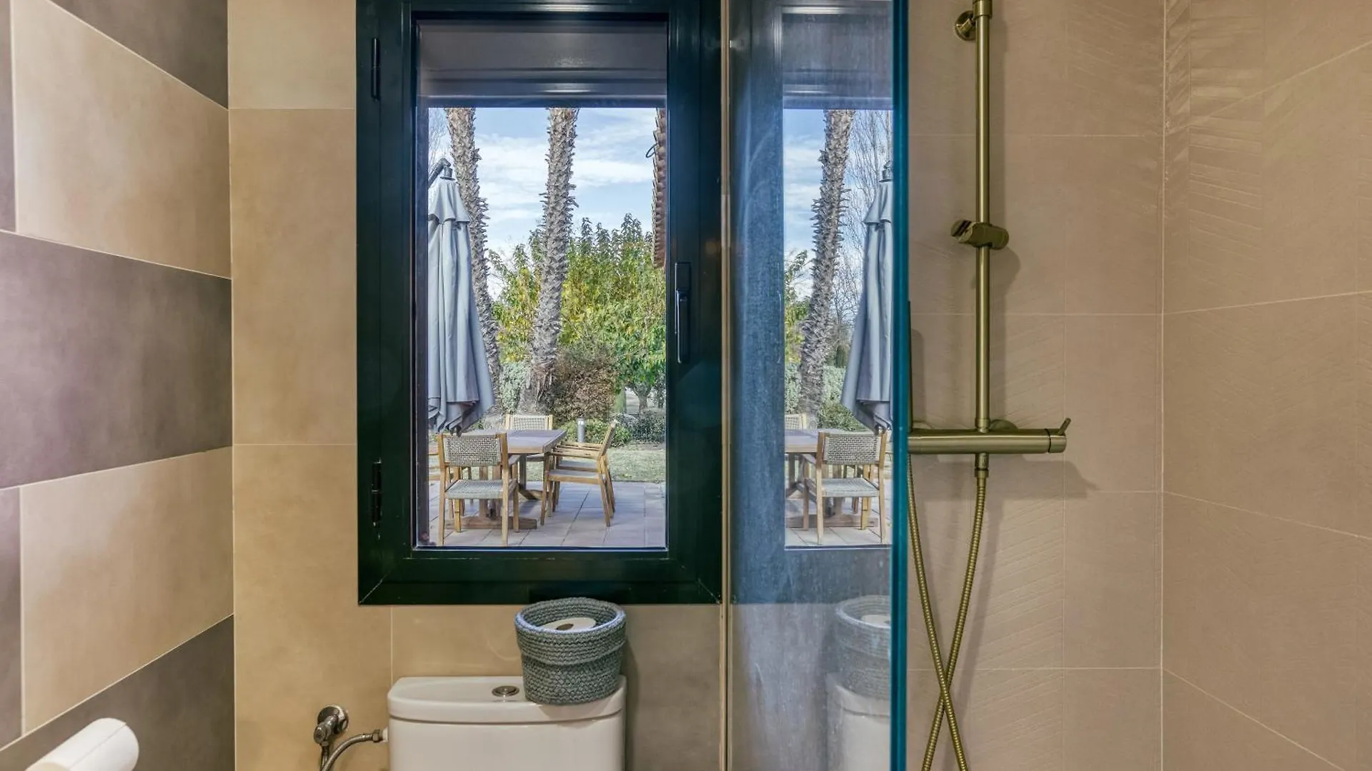 Villa Virginie Torremirona Resort Navata Spain